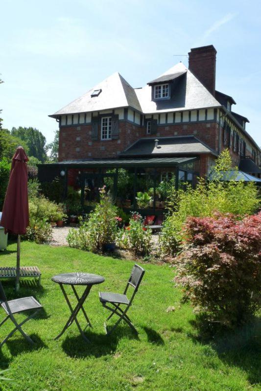 Gite Le Chat Chez Qui J'Habite Saint-Aubin-sur-Mer  Zewnętrze zdjęcie